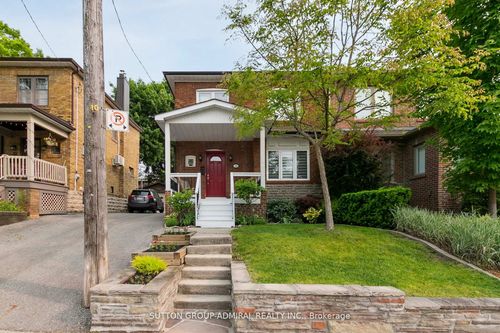 34 Elvina Gdns, Toronto, ON, M4P1X8 | Card Image