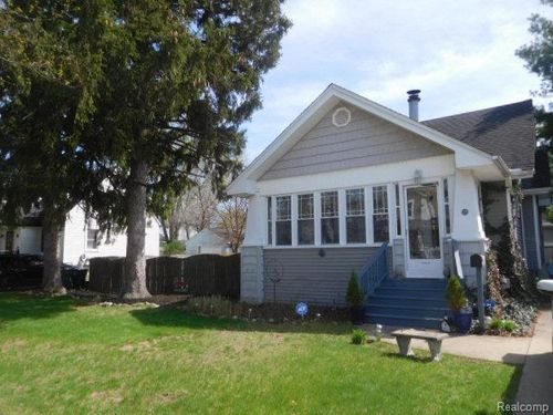 140 E Lawrence Ave, Royal Oak, MI, 48073-3448 | Card Image