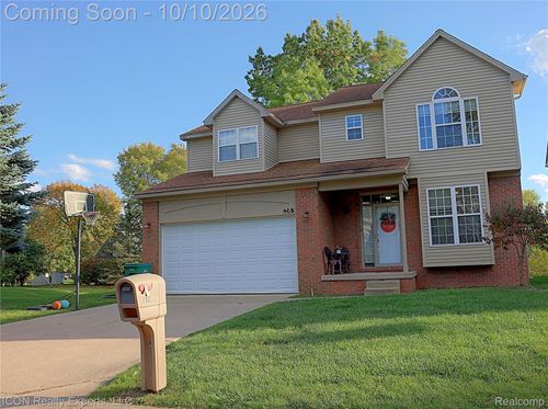 805 Calgary St, Auburn Hills, MI, 48326-4570 | Card Image