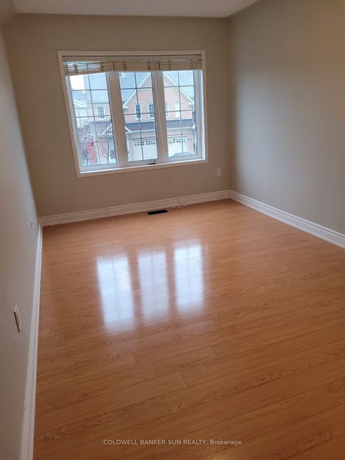 53 Pentonville Rd, Brampton, ON, L6R3R7 | Card Image