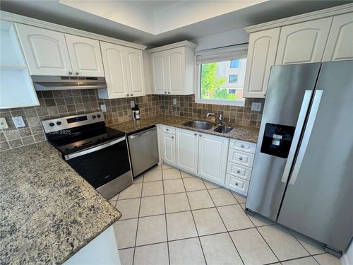 apt-501-3500 Coral Way, Miami, FL, 33145-3064 | Card Image