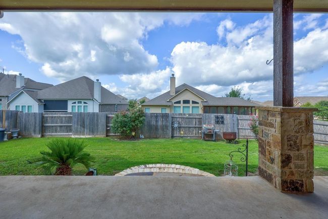 422 Betony Loop, House other with 3 bedrooms, 3 bathrooms and 2 parking in Buda TX | Image 33
