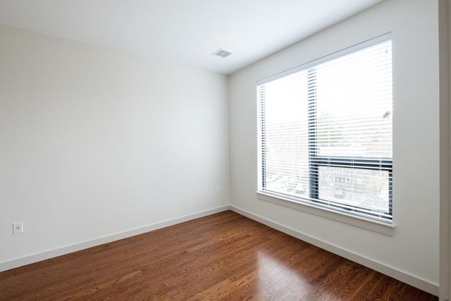 APT-301 - 455 Harvard St, Condo with 2 bedrooms, 1 bathrooms and 1 parking in Brookline MA | Image 12