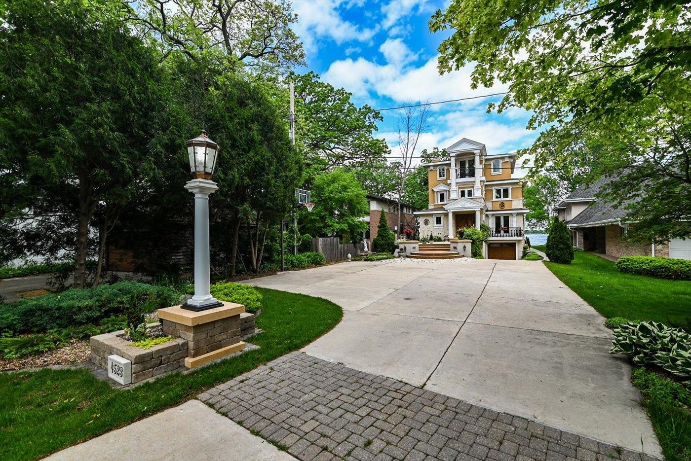Residential in Monona 4