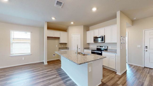 222 Rearden Blvd, House other with 4 bedrooms, 2 bathrooms and 2 parking in Jarrell TX | Image 4