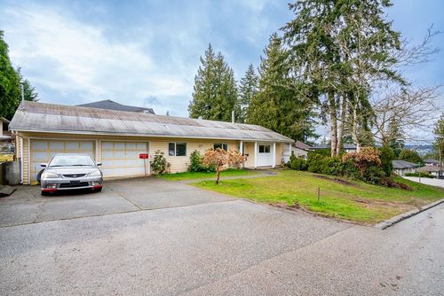 11397 141a St, Surrey, BC, V3R8Z1 | Card Image