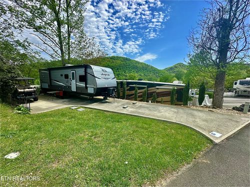 67 State Highway 73, Townsend, TN, 37882 | Card Image