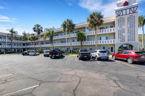 57-2401 Ecuadorian Way, CLEARWATER, FL, 33763-3444 | Card Image
