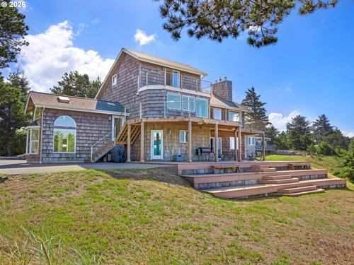 89610 Sea Breeze Dr, Warrenton, OR, 97146-7188 | Card Image