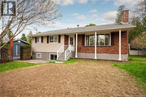 4 Haslett Dr, Quispamsis, NB, E2E4N1 | Card Image