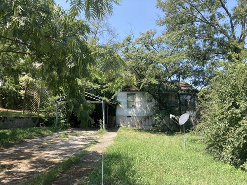 249 37th Ave N, Nashville, TN, 37209-4805 | Card Image