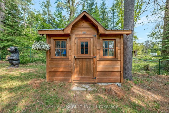 20 Benson Blvd, House other with 3 bedrooms, 2 bathrooms and 10 parking in Coboconk ON | Image 42