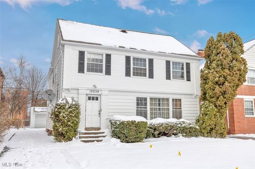 19239 Winslow Rd, Shaker Heights, OH, 44122-4949 | Card Image