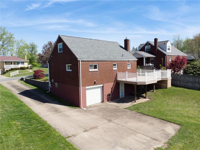 304 E Patty Ln, House other with 3 bedrooms, 2 bathrooms and 1 parking in Monroeville PA | Image 26