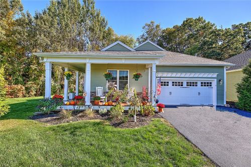 43-6 Spring Hill Dr, Uxbridge, MA, 01569-3160 | Card Image