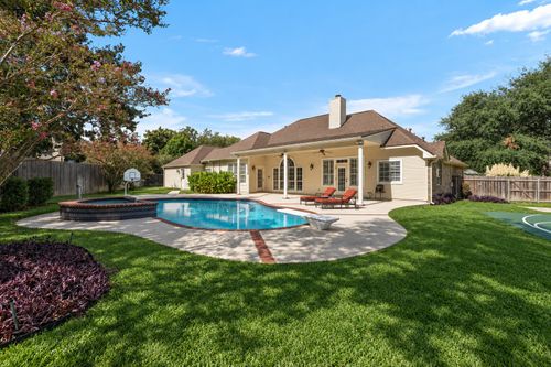 819 Blue Spring Circle, Round Rock, TX, 78681 | Card Image