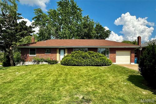9100 Jonmar Ct, Affton, MO, 63123-5635 | Card Image
