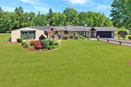 147 Old Dundee Rd, BARRINGTON, IL, 60010-5117 | Card Image