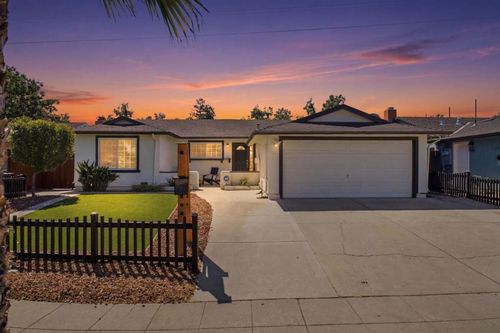 1052 Summerfield Dr, San Jose, CA, 95121-2350 | Card Image