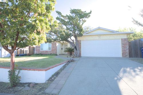 3799 Crestview Dr, Pittsburg, CA, 94565-5716 | Card Image