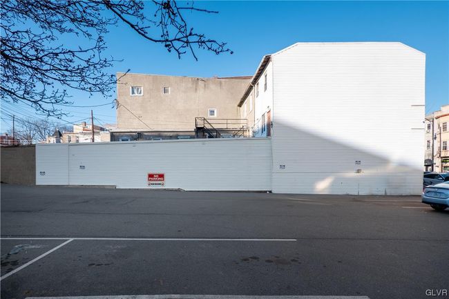 134 S 7 Th St, Condo with 17 bedrooms, 14 bathrooms and null parking in Allentown PA | Image 8