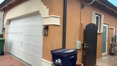 1-14925 Sw 26th Ter, Miami, FL, 33185-5600 | Card Image