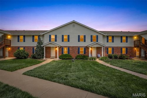 1089 Hidden Ridge Trl, Valley Park, MO, 63088-1171 | Card Image