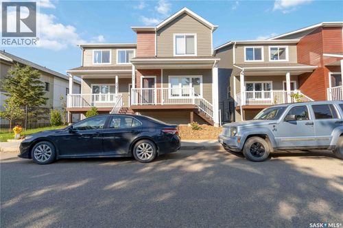 453 Av L S, Saskatoon, SK, S7M5Y6 | Card Image