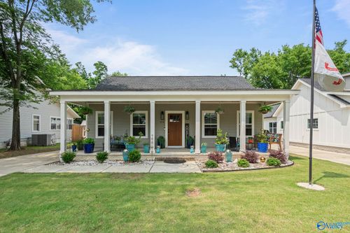214 Beirne Ave Nw, Huntsville, AL, 35801-4764 | Card Image
