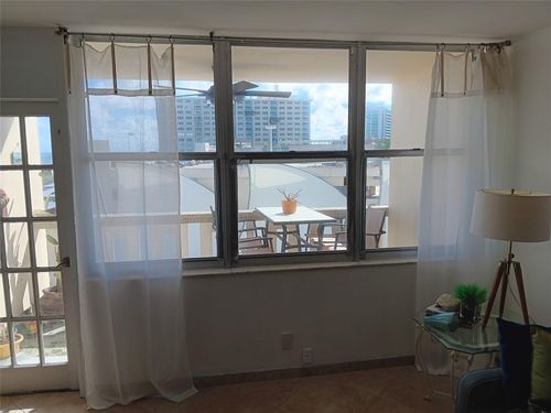 apt-706-305 N Pompano Beach Blvd, Pompano Beach, FL, 33062-5137 | Card Image