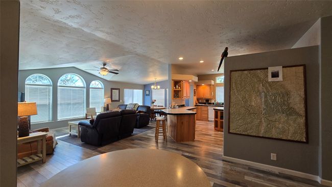 38596 Two Island View Rd, Home with 3 bedrooms, 2 bathrooms and null parking in Rollins MT | Image 4