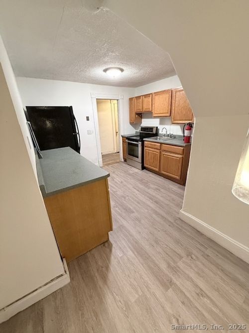 3-20 Lorraine St, Hartford, CT, 06105-2241 | Card Image