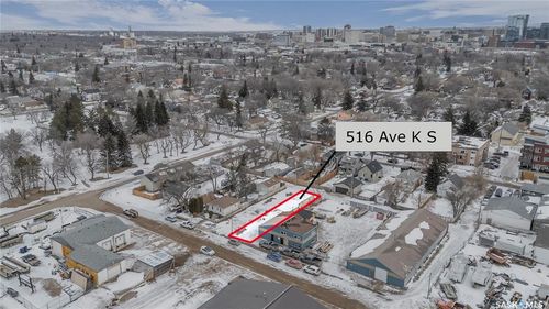 516 Av K S, Saskatoon, SK, S7M2E2 | Card Image
