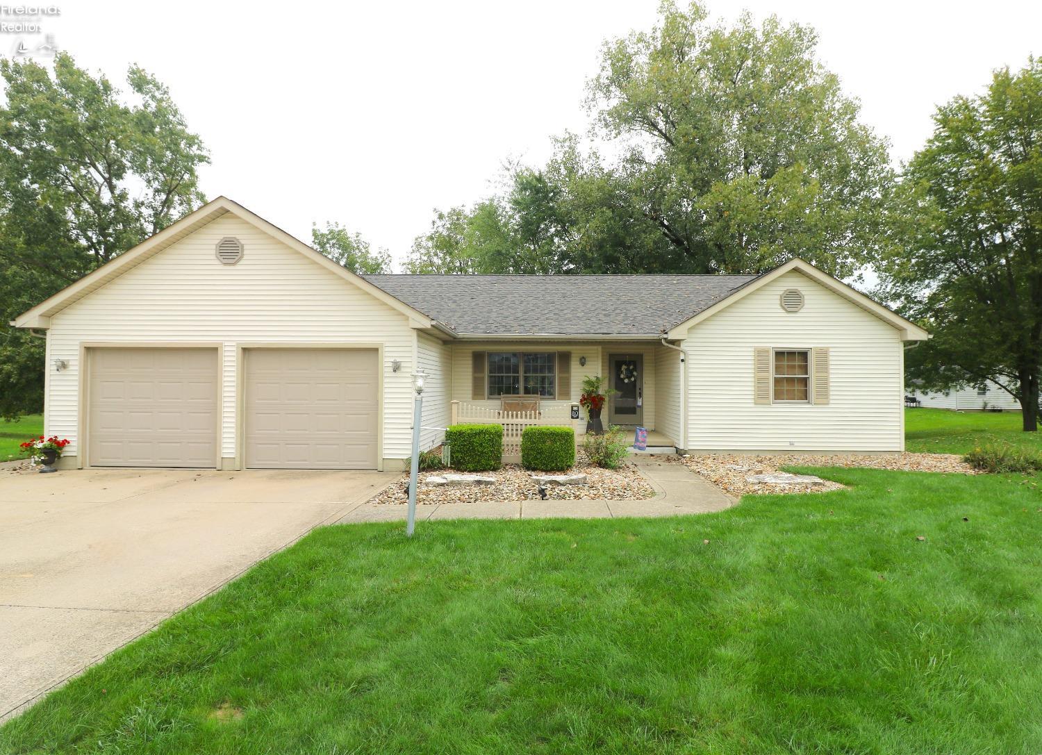 Chapel Dr, Norwalk, OH 44857