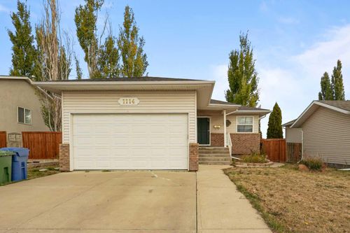 1114 24 Ave, Coaldale, AB, T1M1P2 | Card Image