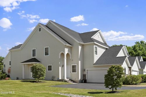 1 Milner Ct, Albany, NY, 12208-1313 | Card Image