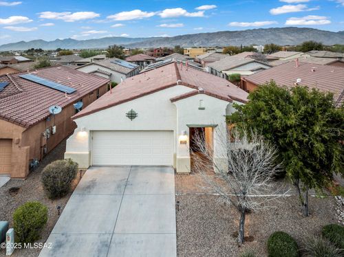 13773 E Carruthers St, Vail, AZ, 85641-5903 | Card Image