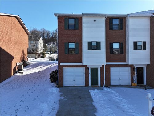 182 Woodhaven Dr, Seven Fields, PA, 16046-7822 | Card Image