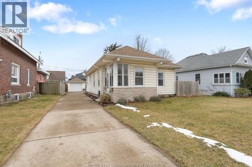 8 Morgan Ave, Leamington, ON, N8H2E4 | Card Image