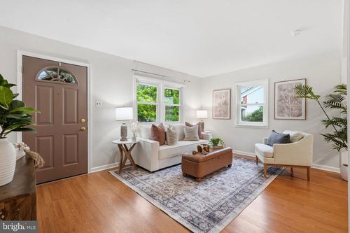 634 N Monroe St, MEDIA, PA, 19063-2506 | Card Image
