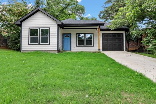 405 W Walker St, Denison, TX, 75020-2451 | Card Image