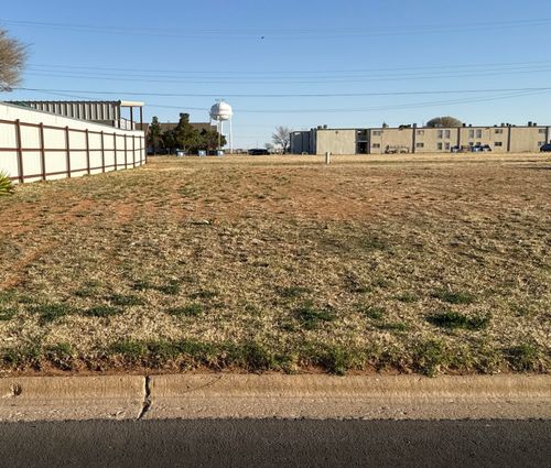 1312 Oxford Street, Slaton, TX, 79364 | Card Image