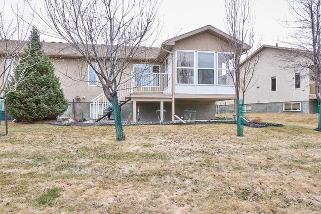 81 Sandstone Place Se, Home with 3 bedrooms, 3 bathrooms and 4 parking in Medicine Hat AB | Image 42