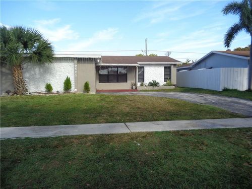 9571 Sunset Strip, Sunrise, FL, 33322-3633 | Card Image