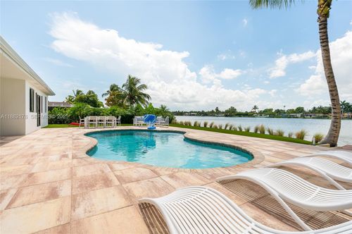 21230 Ne 25th Ct, Miami, FL, 33180-1038 | Card Image