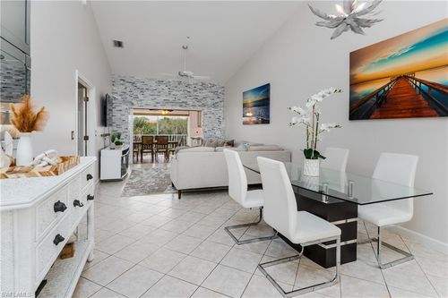 apt-10-6750 Beach Resort Dr, NAPLES, FL, 34114-7584 | Card Image