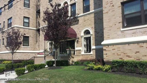 2h-1700 Webb St, Asbury Park, NJ, 07712-5123 | Card Image
