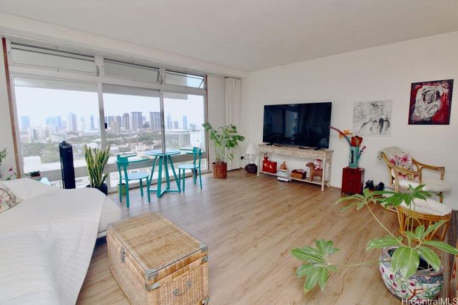 APT-2155 - 1515 Nuuanu Ave, Condo with 1 bedrooms, 1 bathrooms and 1 parking in Honolulu HI | Image 5