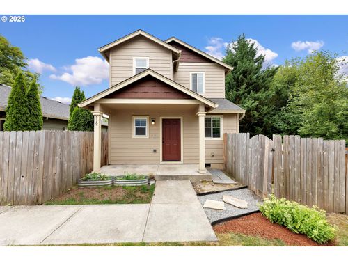 519 Ne 2nd St, Battle Ground, WA, 98604-8585 | Card Image