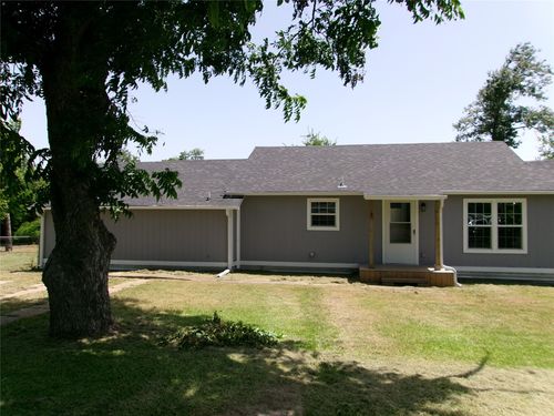 419 W Evans Ave, Bonham, TX, 75418-2524 | Card Image